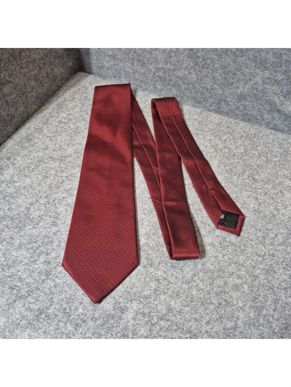 ERTU Luxury Silk Necktie made in Japan Red